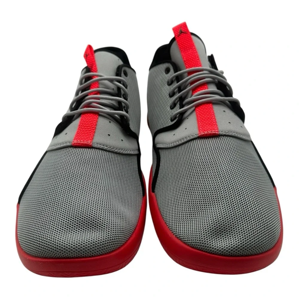 Jordan air eclipse